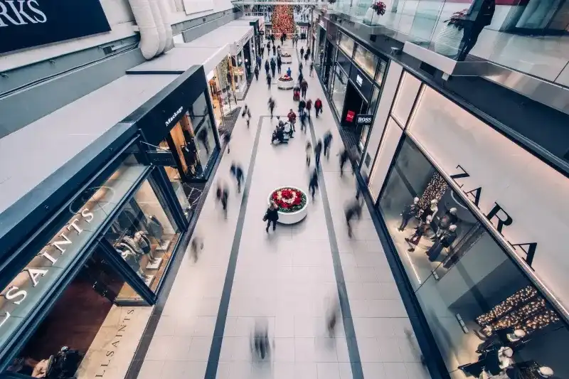 Shopping mall with shoppers