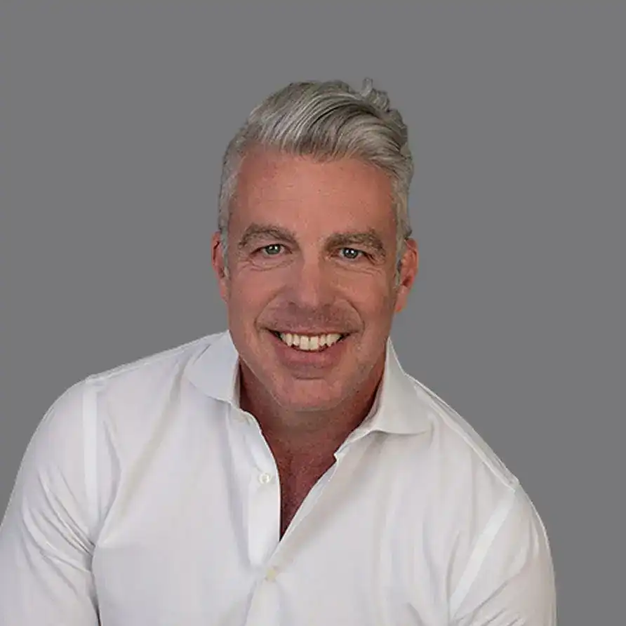 Aaron Fullen Headshot